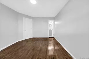 254-16 Craft Ave, Rosedale, NY 11422 - Photo 12