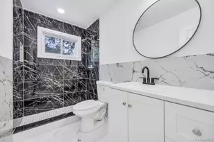 148 Claywood Dr, Brentwood, NY 11717 - Photo 14