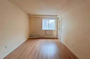 137-11 32nd Ave, Flushing, NY 11354 - Photo 4