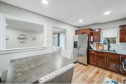 2751 Schleigel Boulevard, Amityville, NY 11701 - Photo 10