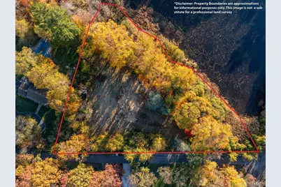 81 Old Broadway Avenue, Sayville, NY 11782 - Photo 22