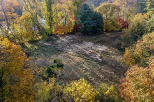 81 Old Broadway Ave, Sayville, NY 11782 - Photo 18