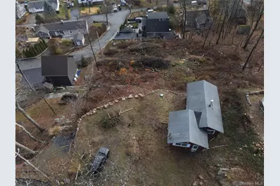 9 Deer Trail S, Greenwood Lake, NY 10925 - Photo 18