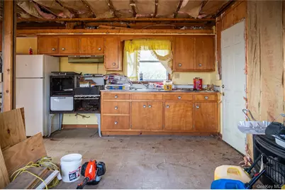 9 Deer Trail S, Greenwood Lake, NY 10925 - Photo 4