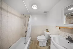 109-18 Francis Lewis Blvd, Queens Village, NY 11429 - Photo 16