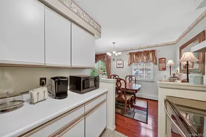 107 Nottingham Road #D, Bedford Hills, NY 10507 - Photo 10