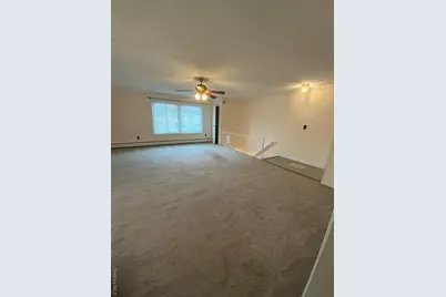 250 Beechwood Avenue #8B, Poughkeepsie, NY 12601 - Photo 10