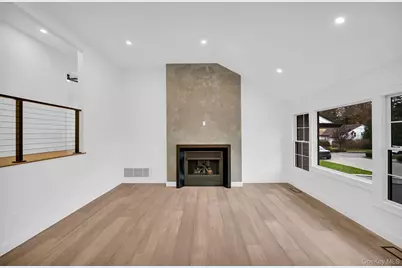 82 Seton Drive, New Rochelle, NY 10804 - Photo 6