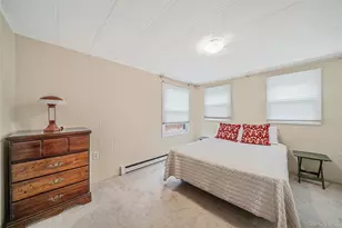 91 Village Cir W, Manorville, NY 11949 - Photo 16