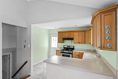 1563 Baldwin Boulevard, Bay Shore, NY 11706 - Photo 10