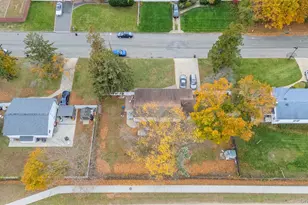 1563 Baldwin Blvd, Bay Shore, NY 11706 - Photo 10