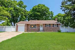 1563 Baldwin Blvd, Bay Shore, NY 11706 - Photo 2