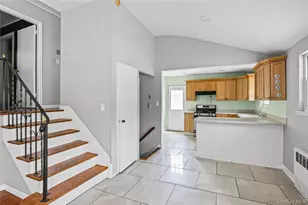 1563 Baldwin Blvd, Bay Shore, NY 11706 - Photo 14