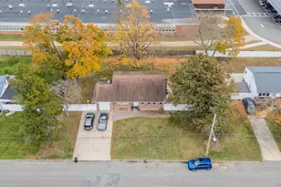 1563 Baldwin Blvd, Bay Shore, NY 11706 - Photo 8