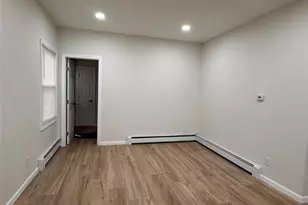 515 Sweezy Ave, Riverhead, NY 11901 - Photo 6