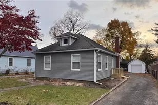 515 Sweezy Ave, Riverhead, NY 11901 - Photo 2