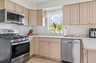 91 Canterbury Dr, Saugerties, NY 12477 - Photo 12