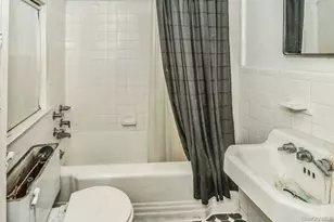 113 Murray Ave, Port Washington, NY 11050 - Photo 24