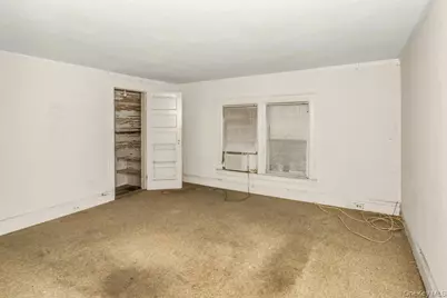 113 Murray Avenue, Port Washington, NY 11050 - Photo 20