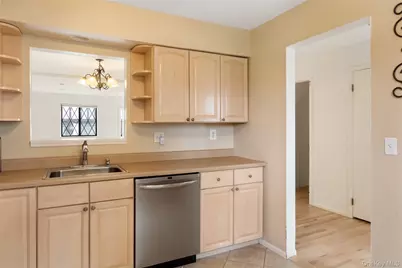 117 Buckingham Court, Pomona, NY 10970 - Photo 10