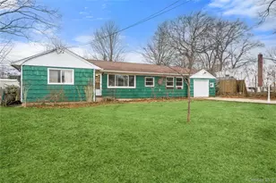 24 Avenue A, Holbrook, NY 11741 - Photo 24