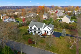 1 Fanny Cir, Yorktown Heights, NY 10598 - Photo 2