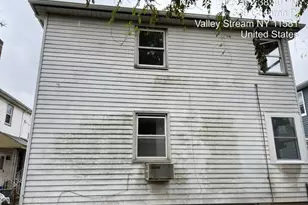 343 Cochran Pl, Valley Stream, NY 11581 - Photo 4