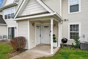 261 Ruth Ct, Middletown, NY 10940 - Photo 2