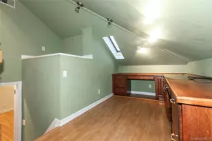 188 Rhododendron Dr, Westbury, NY 11590 - Photo 22