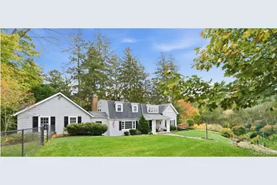 5 Kanes Lane, Huntington, NY 11743 - Photo 2