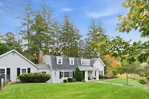 5 Kanes Ln, Huntington, NY 11743 - Photo 2