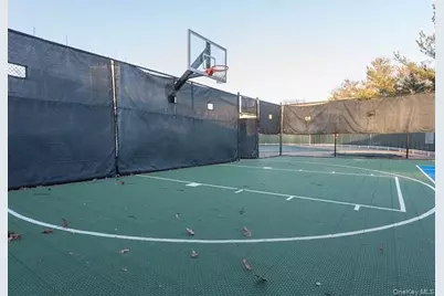 242-25A Oak Park Drive, Douglaston, NY 11362 - Photo 18