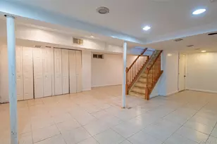 78-36 271st St, New Hyde Park, NY 11040 - Photo 24