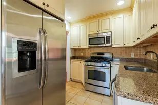 78-36 271st St, New Hyde Park, NY 11040 - Photo 6