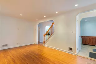 78-36 271st St, New Hyde Park, NY 11040 - Photo 10