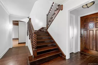 22 Verdun Avenue, New Rochelle, NY 10804 - Photo 2