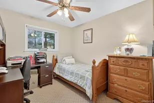 15 Duke Pl, Glen Cove, NY 11542 - Photo 22