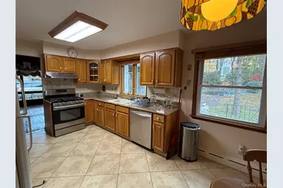 10 Glenbrook Road, Monsey, NY 10952 - Photo 6