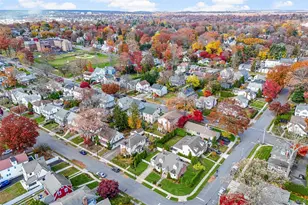 1096 Hunter Ave, Pelham, NY 10803 - Photo 32