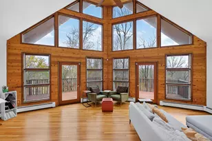 74 Brandy Ln, Wappingers Falls, NY 12590 - Photo 4