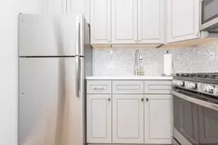 242-29A Oak Park Dr, Douglaston, NY 11362 - Photo 18