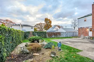 2231 3rd St, East Meadow, NY 11554 - Photo 28