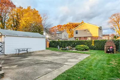 2231 3rd Street, East Meadow, NY 11554 - Photo 30