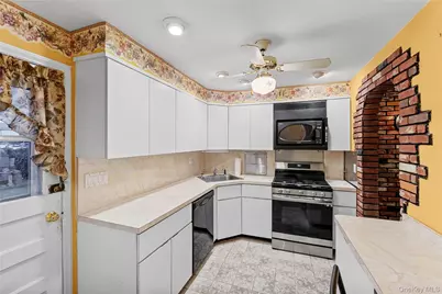 2231 3rd Street, East Meadow, NY 11554 - Photo 12