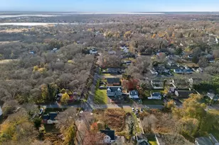 83 Elm Rd E, Mastic Beach, NY 11951 - Photo 28