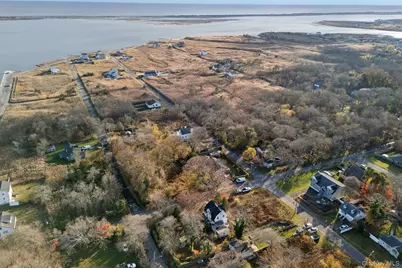 83 Elm Road E, Mastic Beach, NY 11951 - Photo 26