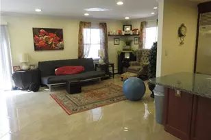 36 Greenridge Ave, White Plains, NY 10605 - Photo 8