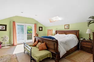 18 Greenlawn Rd, Huntington, NY 11743 - Photo 18