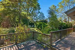 18 Greenlawn Rd, Huntington, NY 11743 - Photo 6