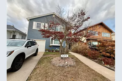 575 E Fulton Street #Upper, Long Beach, NY 11561 - Photo 2